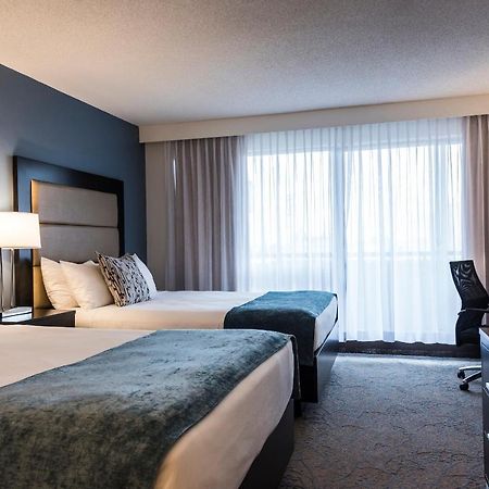 Ottawa Embassy Hotel & Suites Exteriör bild