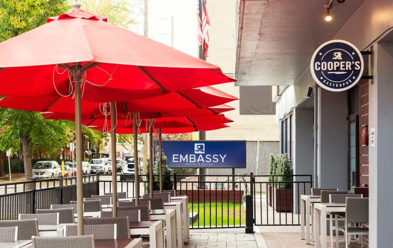 Ottawa Embassy Hotel & Suites Exteriör bild